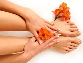 Manikīrs un pedikīrs